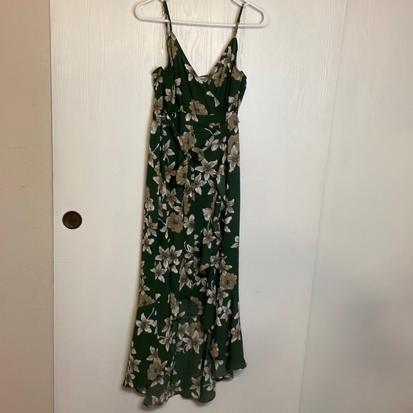 Inspired Hearts Dresses & Skirts - Inspired Hearts Green Floral Hi-Low Faux Wrap Dress, Sz. XL, EUC